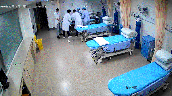 抢救纪实｜昨日被坠物砸伤女业主在台州市博爱医院救治中…