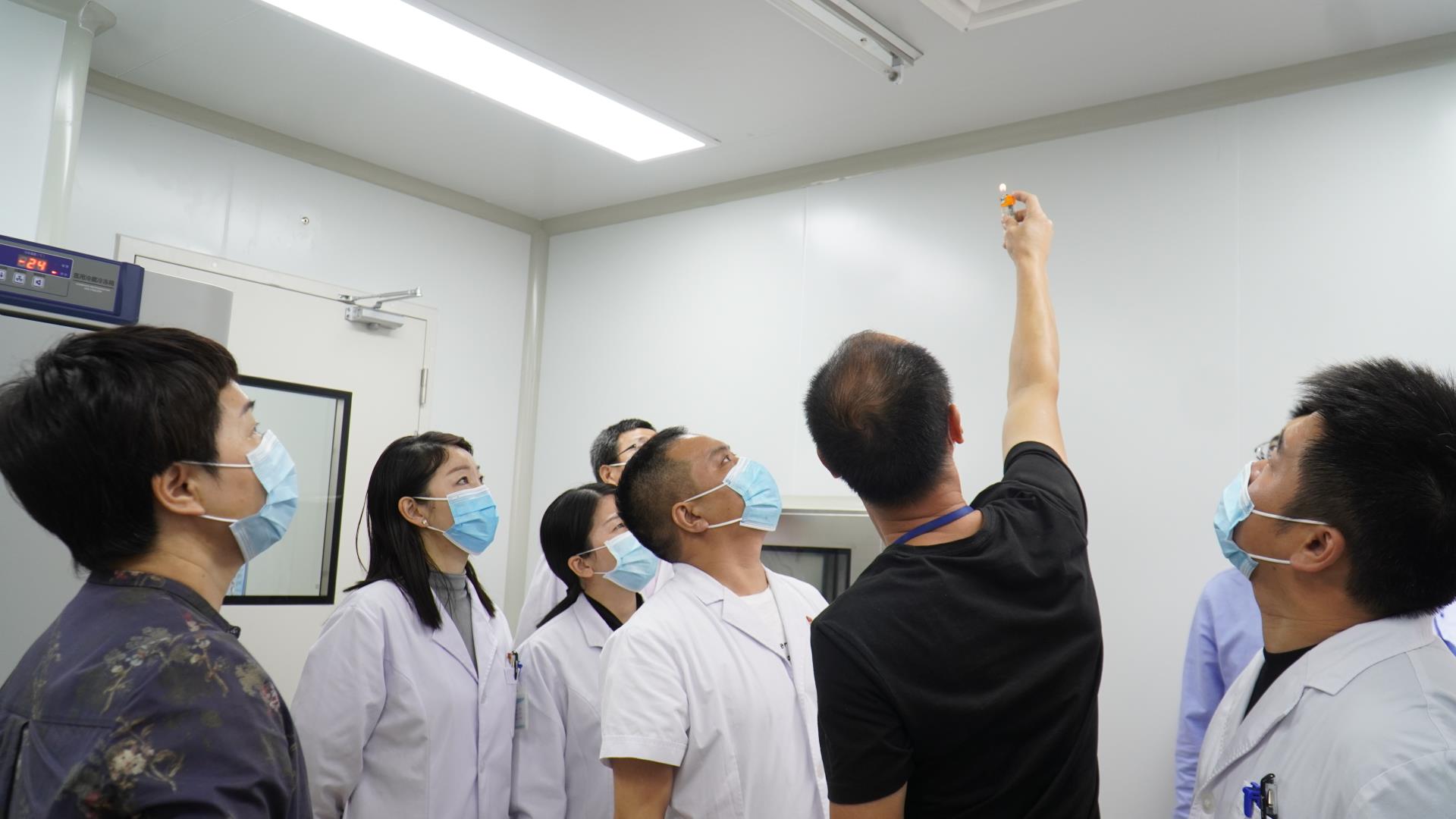 台州市专家组莅临台州市博爱医院检查指导PCR实验室建设工作