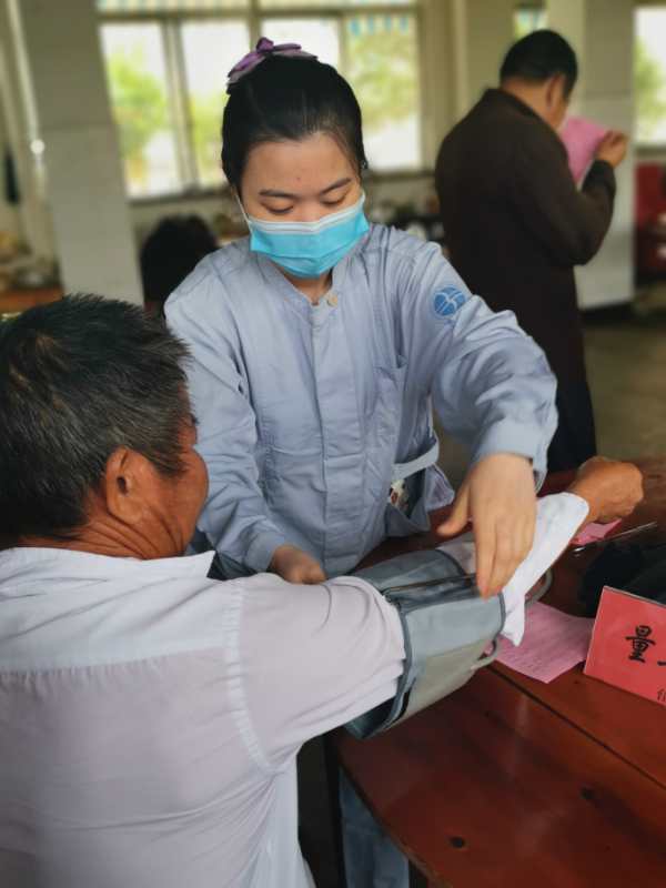 敬老爱老送健康，义诊活动暖人心|台州市博爱医院