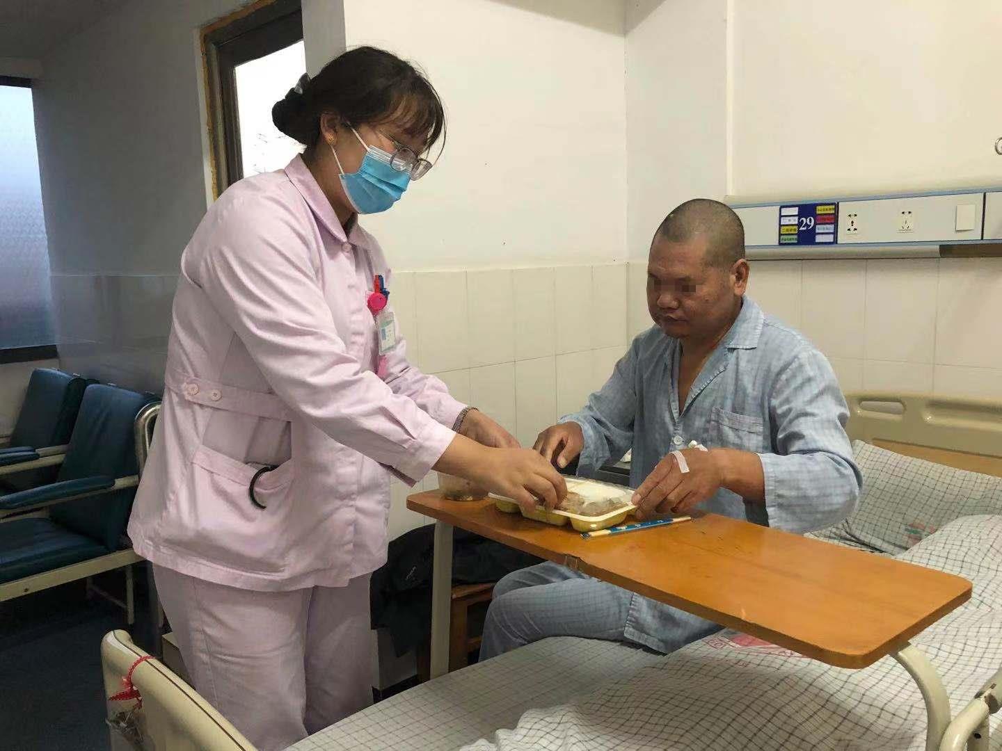 又聋又哑的他，把九病区当作第二个“家”|台州市博爱医院