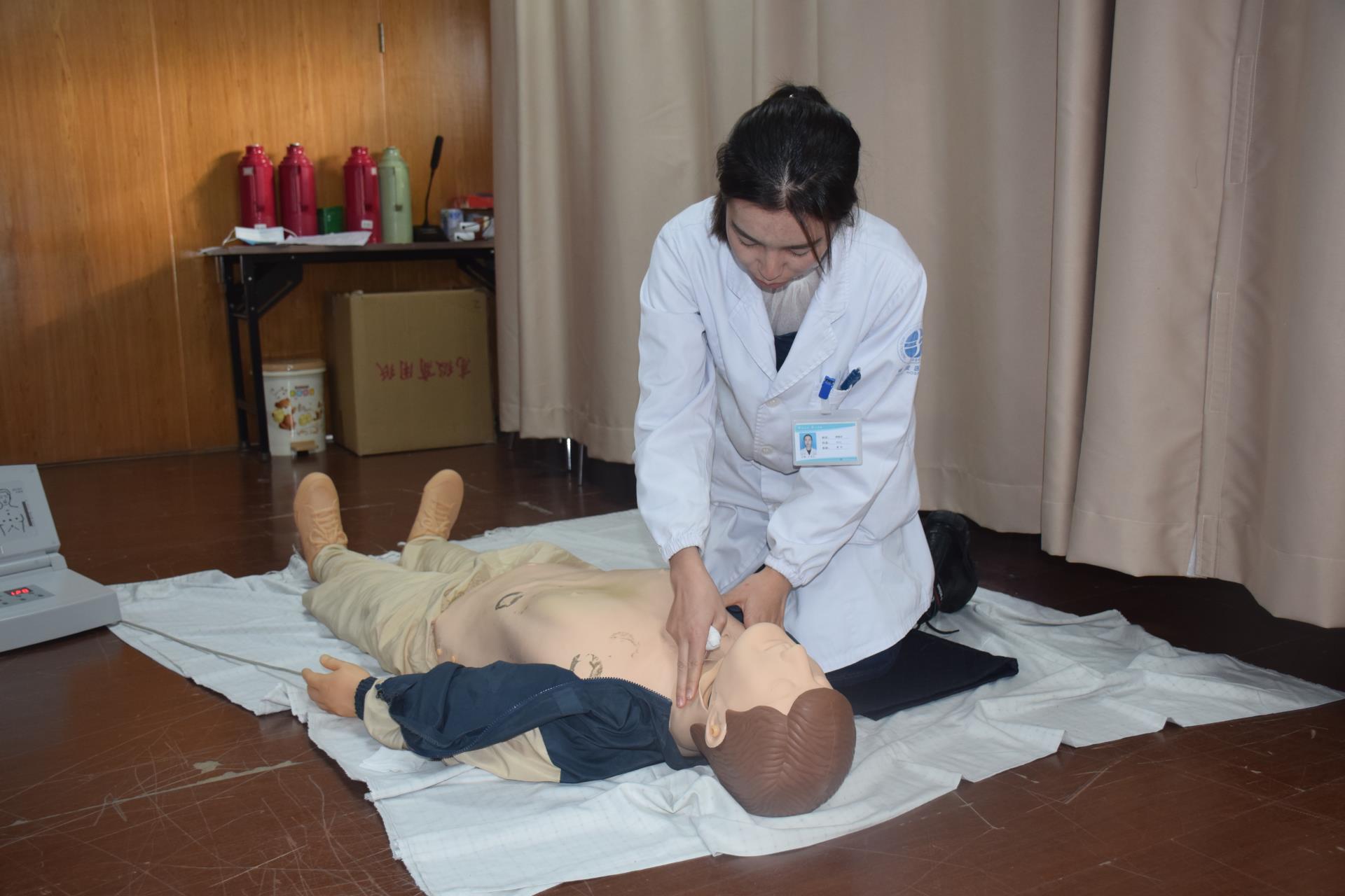 夯实基础，“救”在第一时间丨台州市博爱医院全员完成2020年心肺复苏考核