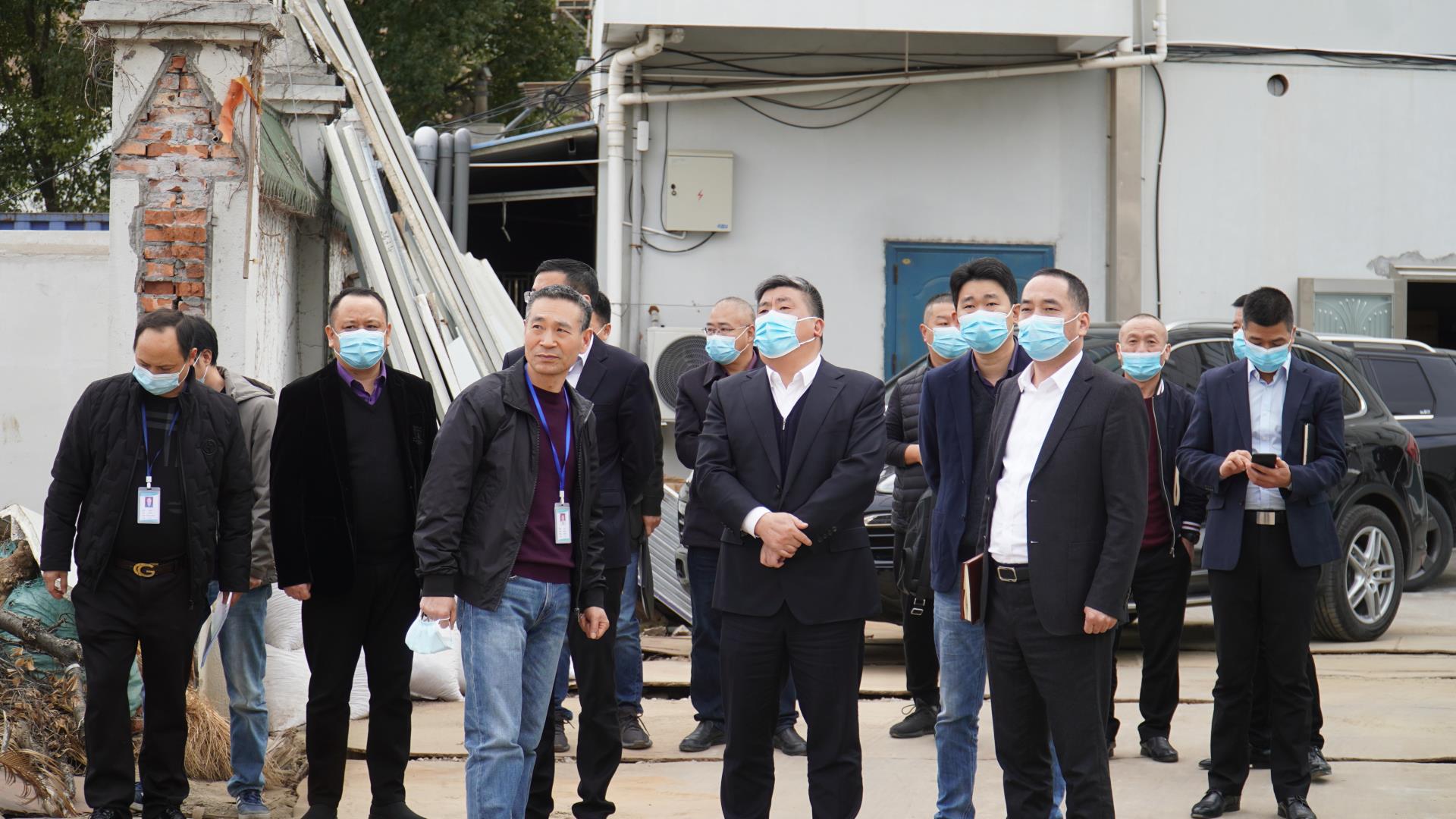 一线破难题丨区人大常委会主任戴冠福一行来院调研、督导门诊住院部扩建项目