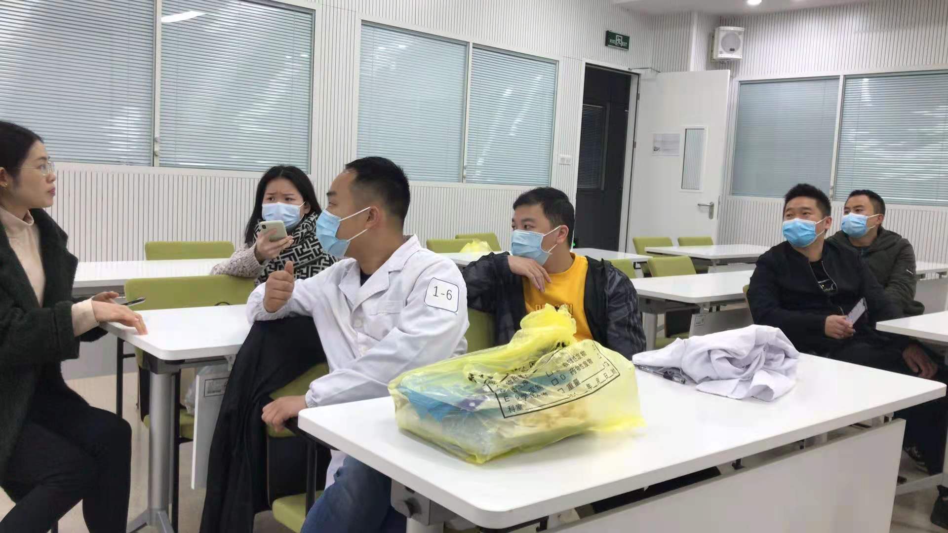 技能比武丨台州市博爱医院陈权勇参加的台州一队获省核酸检测比武团队二等奖