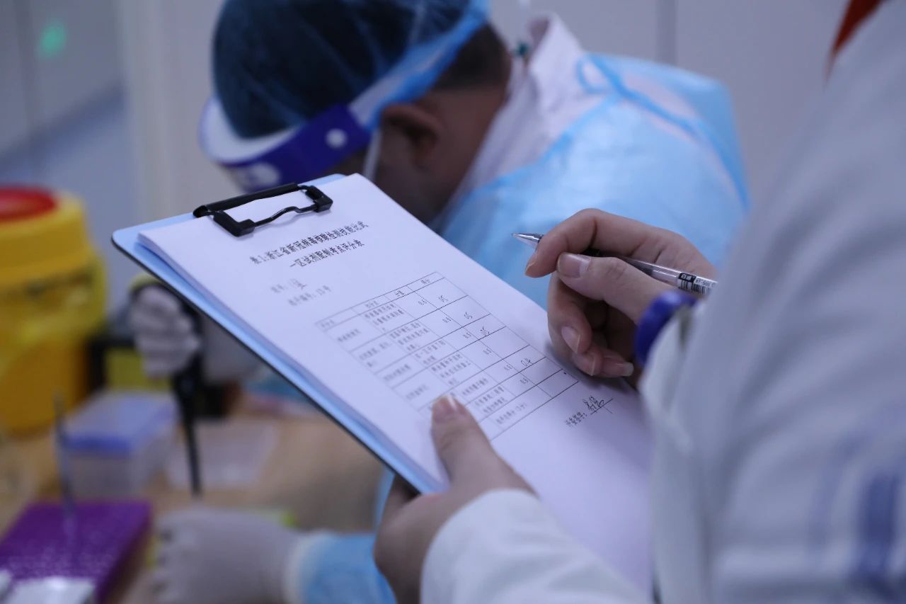 技能比武丨台州市博爱医院陈权勇参加的台州一队获省核酸检测比武团队二等奖