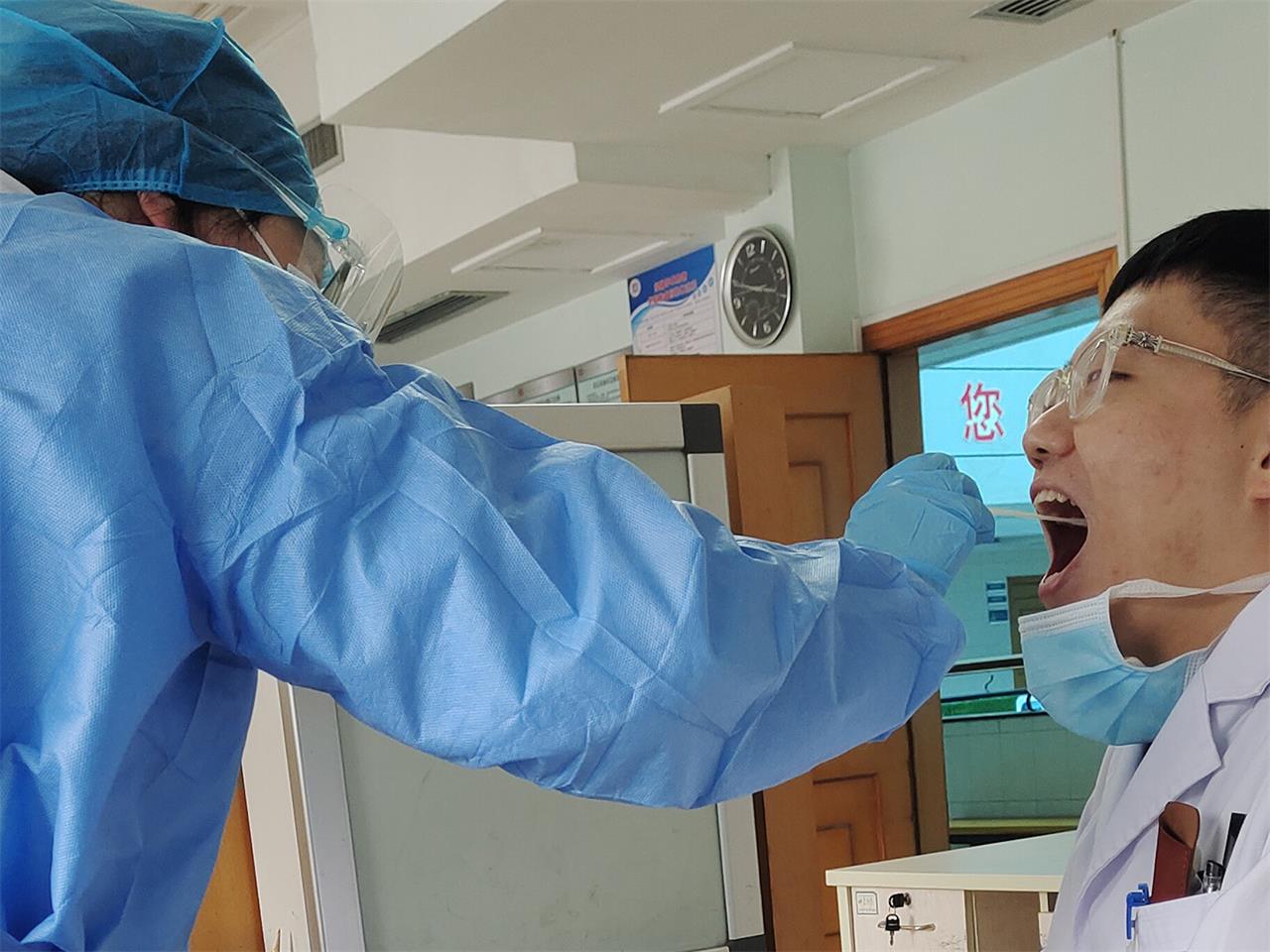 促进核酸检测“应检尽检、愿检尽检”，科学落实见真功！