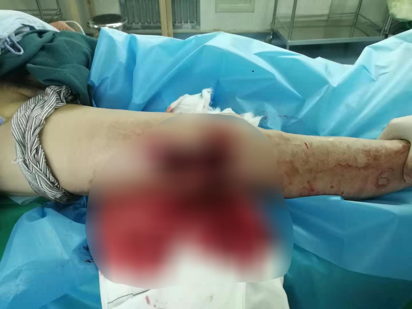 四面锦旗的背后——那些触动人心的温暖与感动|台州市博爱医院