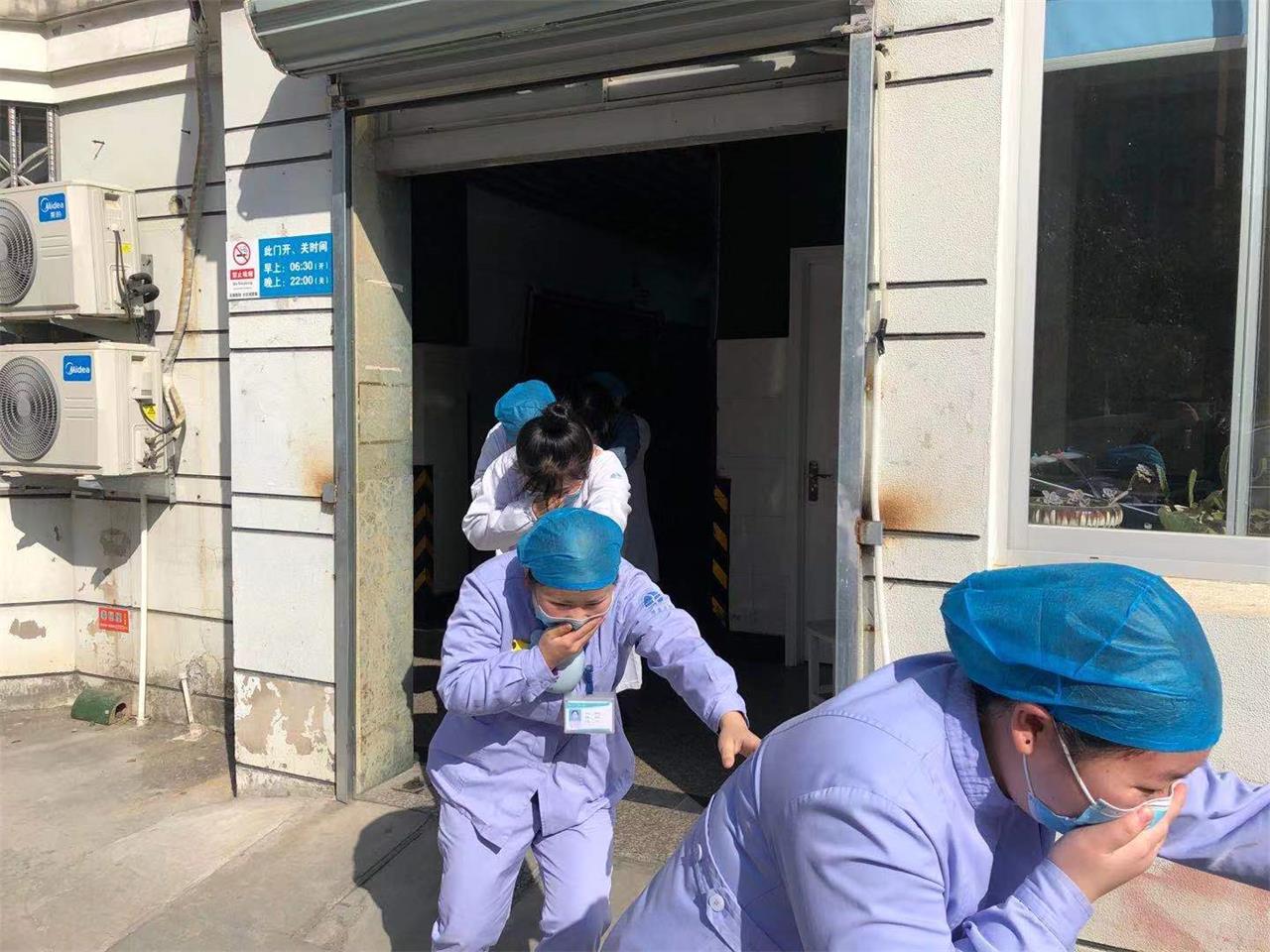 “培训＋演练”， 防患于未“燃”丨台州博爱医院开展消防安全疏散培训演练