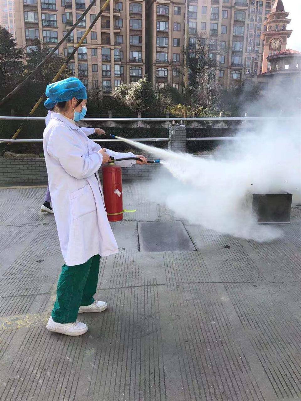 “培训＋演练”， 防患于未“燃”丨台州博爱医院开展消防安全疏散培训演练