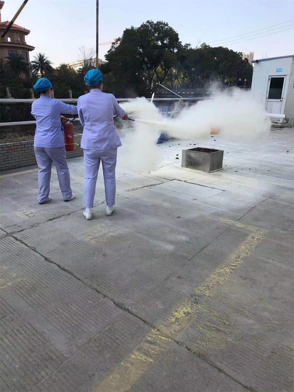 “培训＋演练”， 防患于未“燃”丨台州博爱医院开展消防安全疏散培训演练