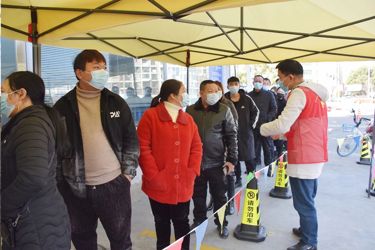进入“废寝忘食”模式的核酸检测工作者们|台州博爱医院