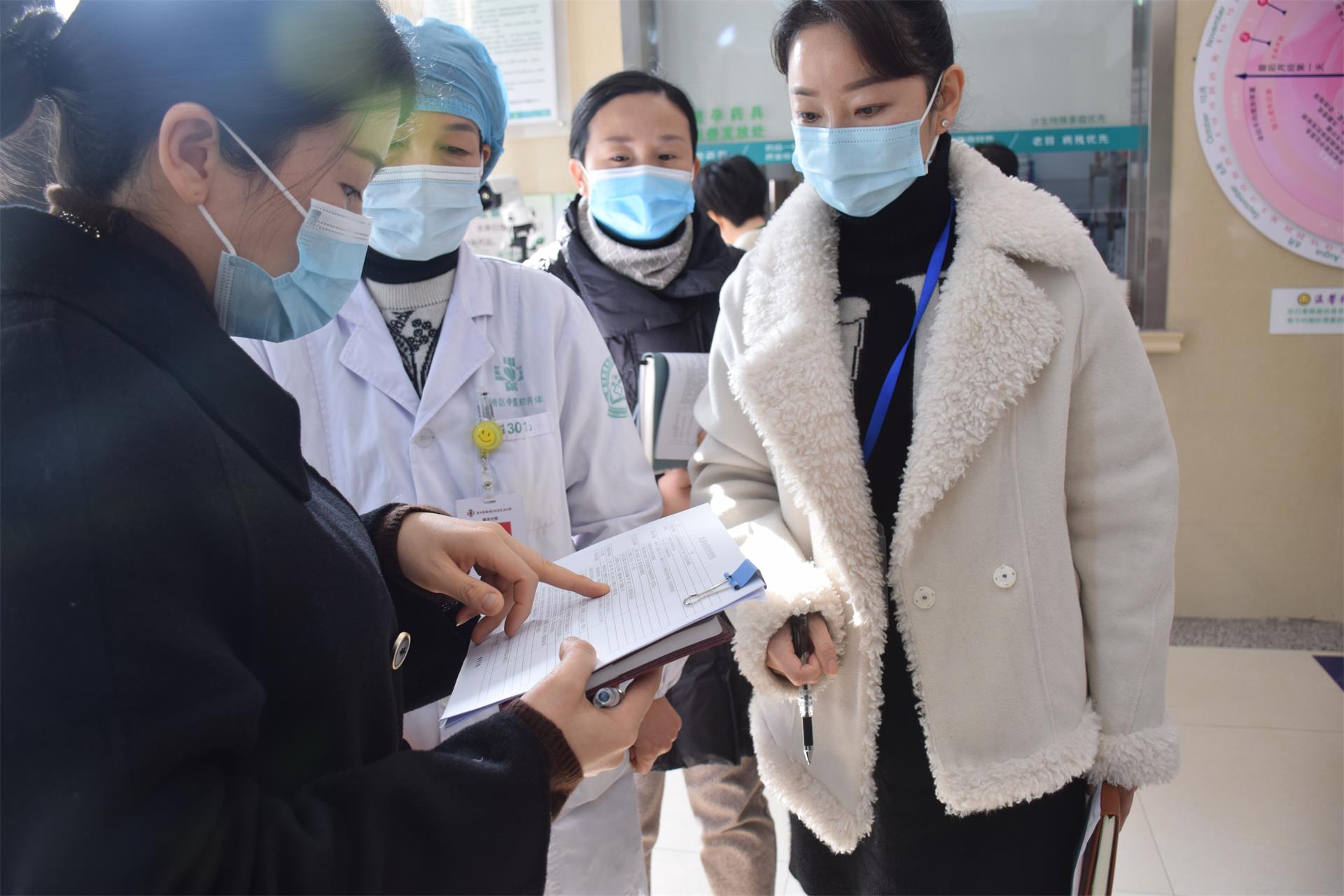 医共体疫情防控网格化管理小组到分院督查疫情防控工作