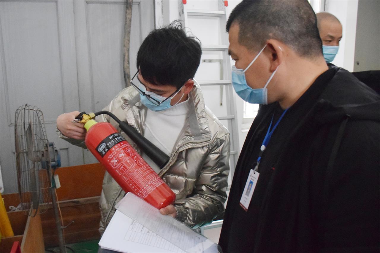 平安过节丨路桥区医共体开展安全生产交叉检查