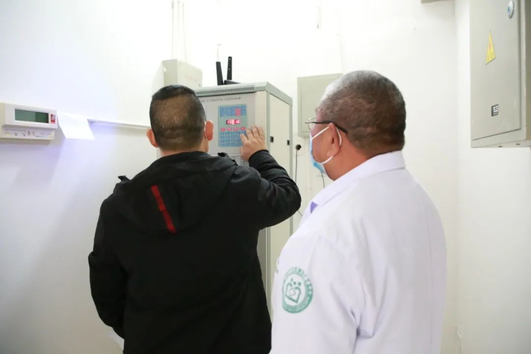 平安过节丨路桥区医共体开展安全生产交叉检查