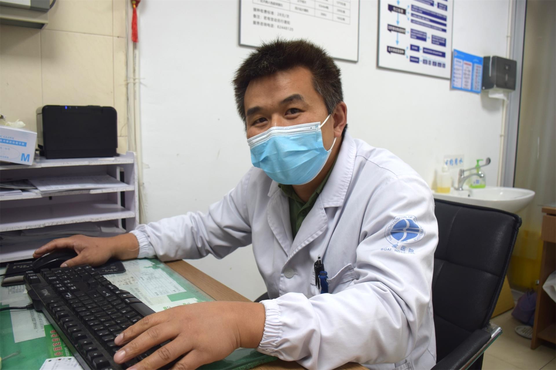 多学科会诊，为失去右臂生命垂危的他保驾护航