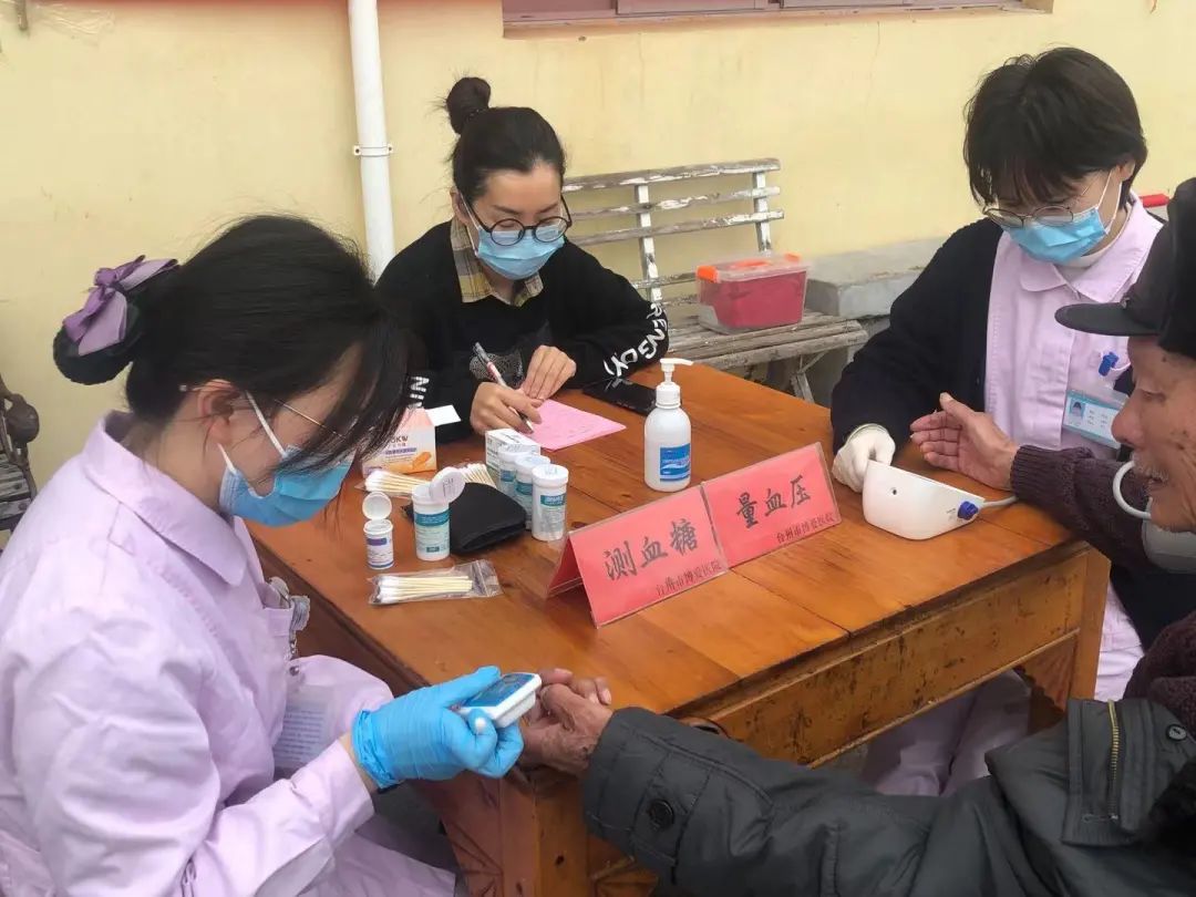 春风送暖，义诊送爱|台州博爱医院