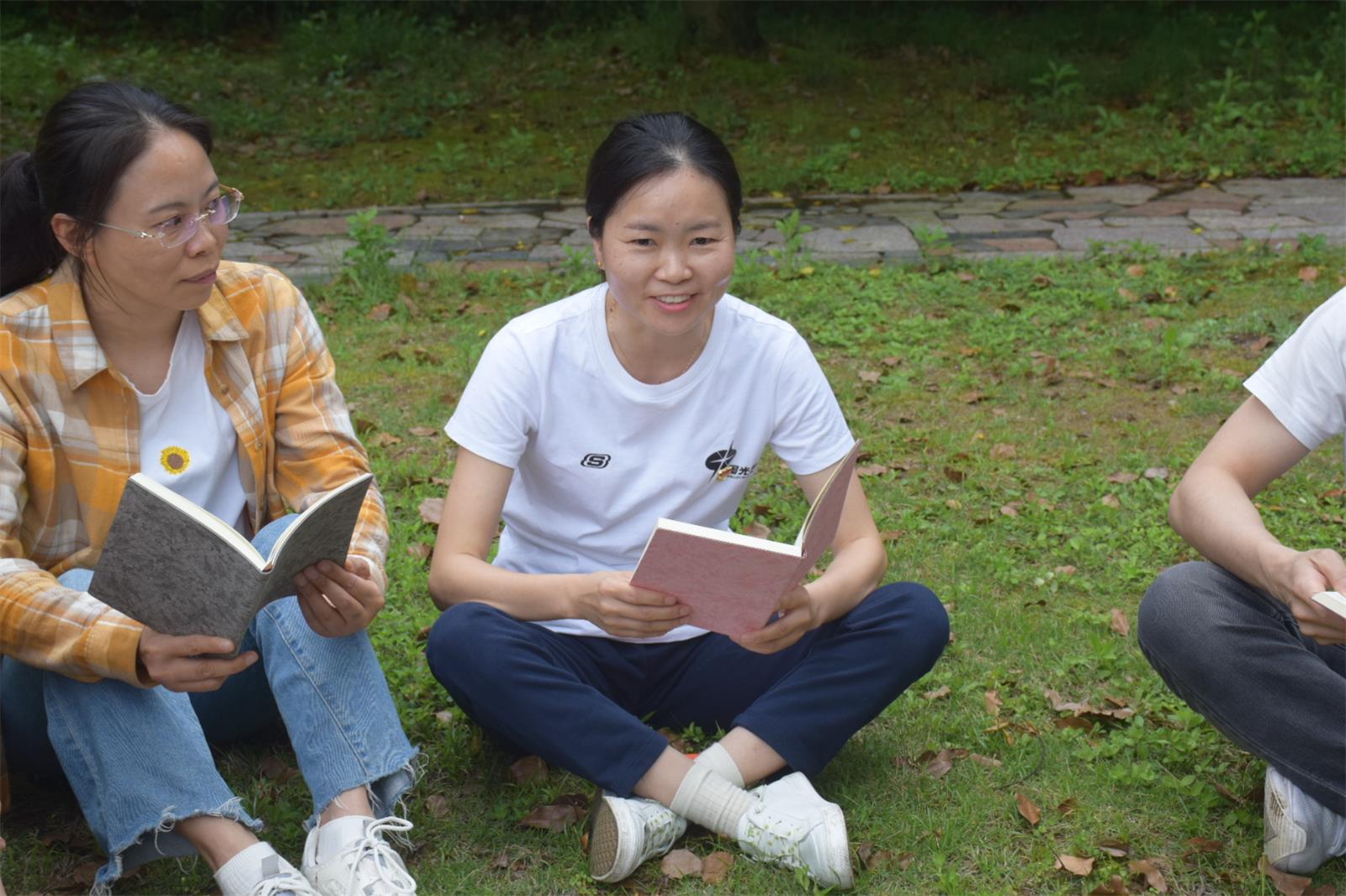 党建带团建磨练意志，读书日温党史领悟精神|台州博爱医院医共体党委