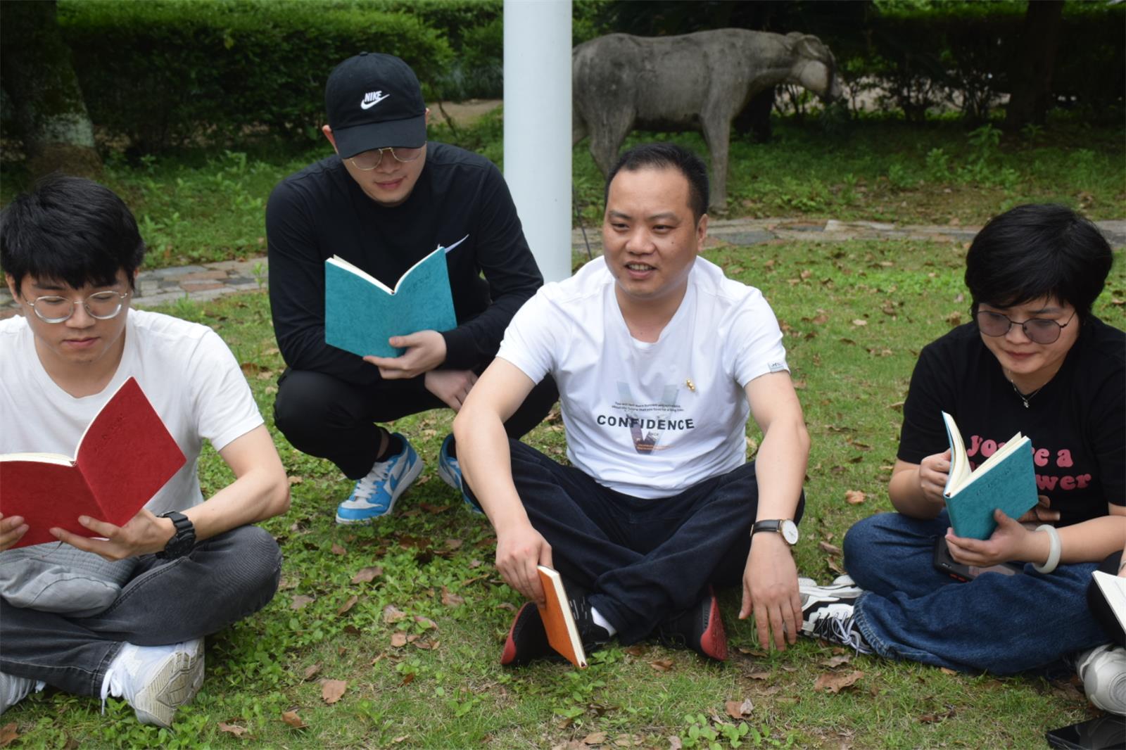 党建带团建磨练意志，读书日温党史领悟精神|台州博爱医院医共体党委