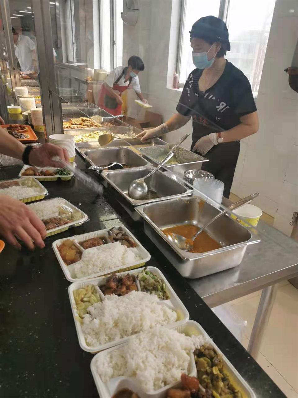 博爱行动丨全面推进助餐服务，重点解决老人“一餐热饭”难题|台州博爱医院医共体