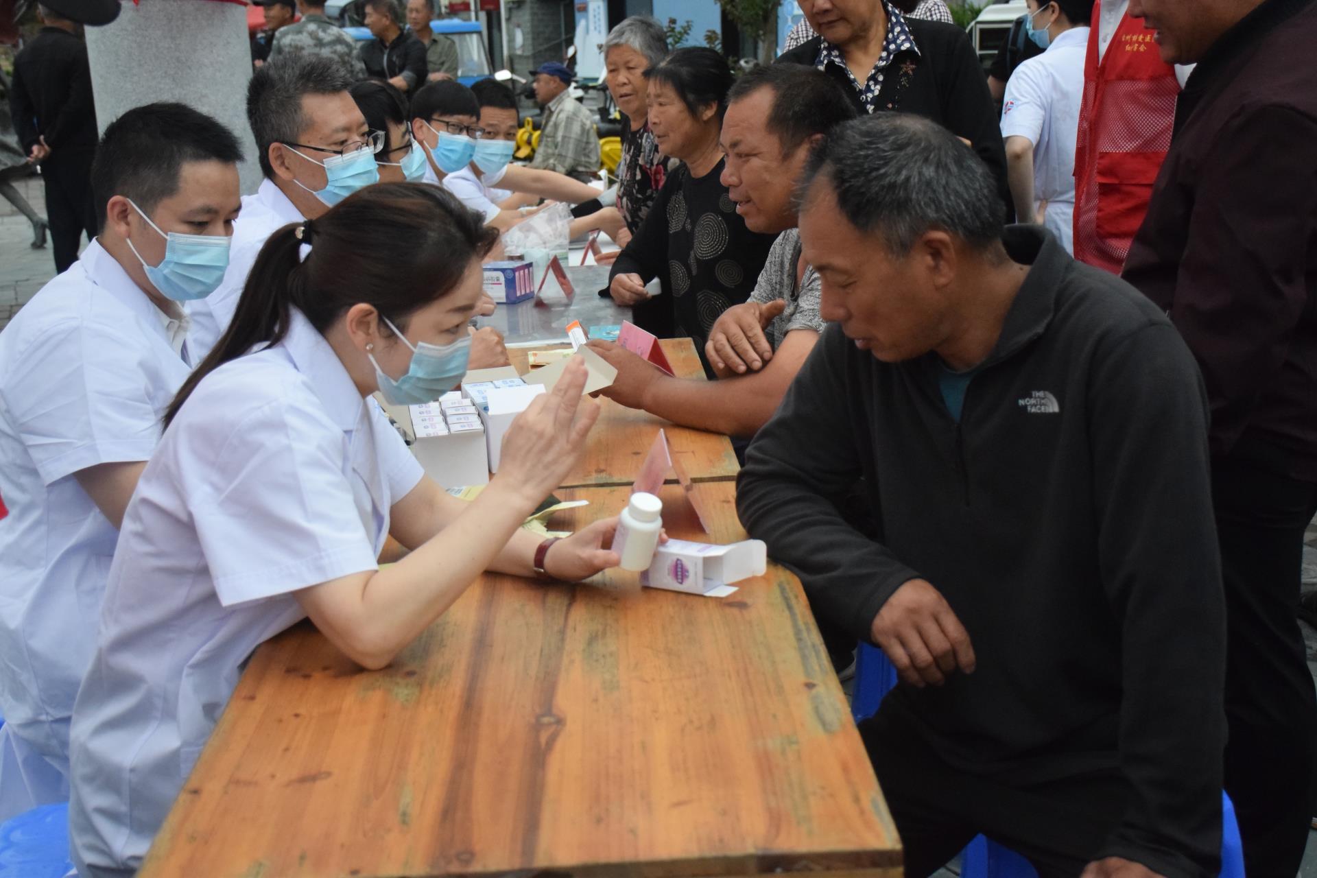 记“弘扬垦荒精神·传承红色基因”党史教育暨大陈岛送医送药送党报联合活动|台州博爱医院医共体党委