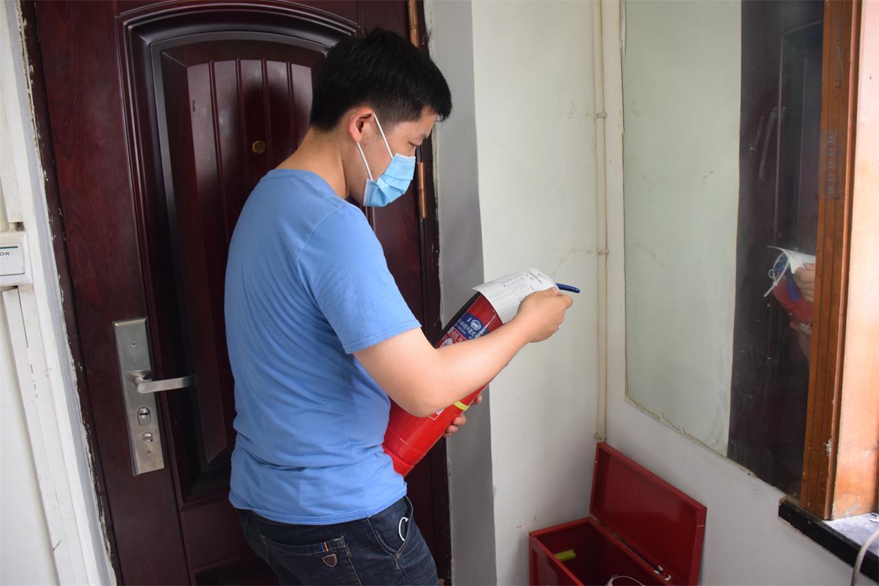 安全为首，预防为主丨区卫健局副局长李作耕一行莅临台州博爱医院医共体总院督查安全生产工作