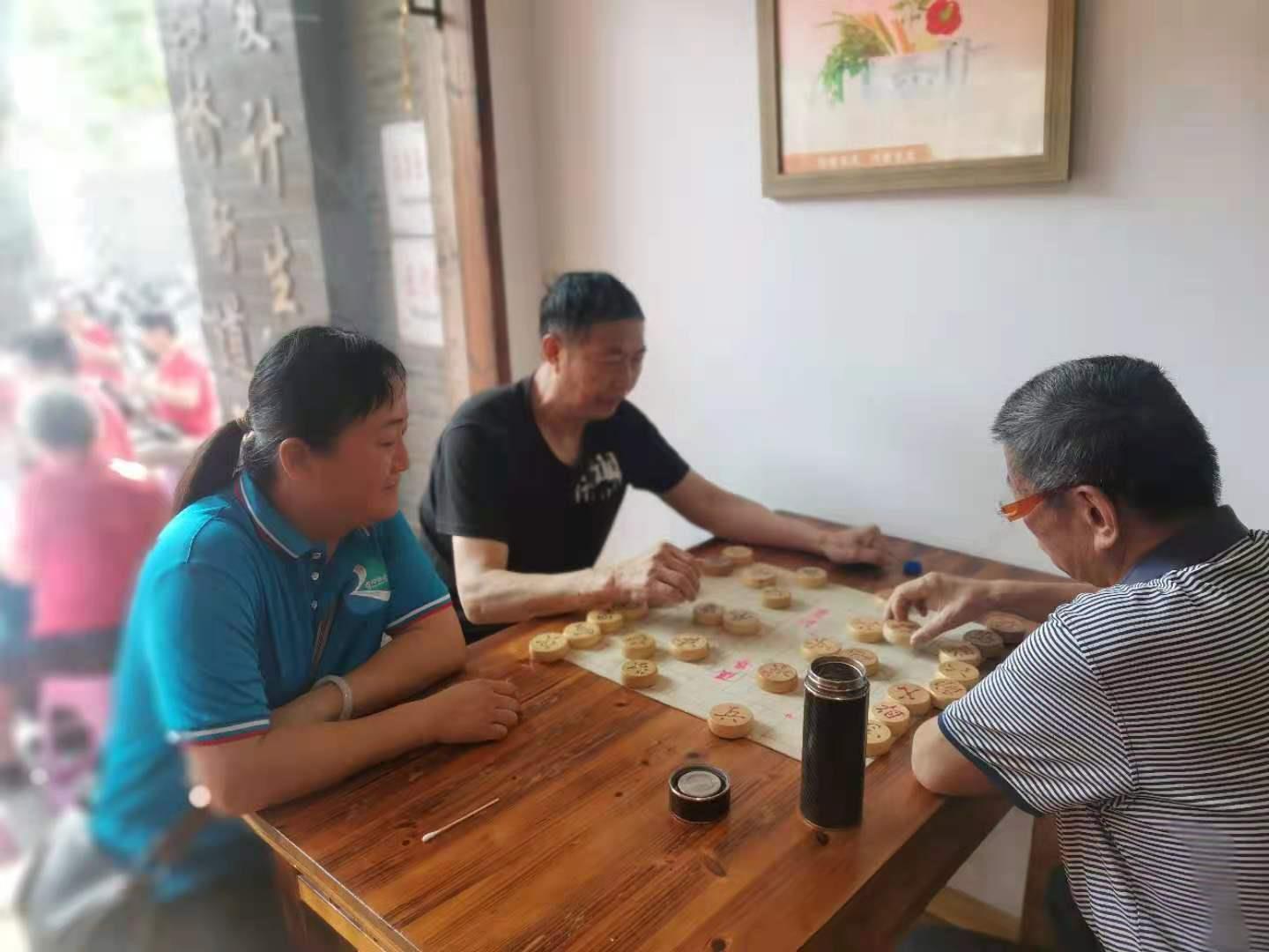 庆祝建党百年·唱支山歌给党听丨君同物业居家养老服务队开展文艺表演慰问活动