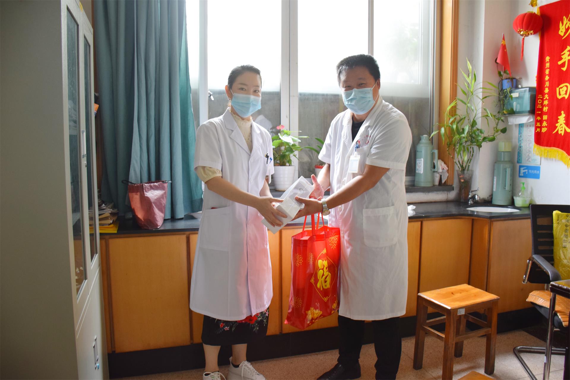 致敬！了不起的中国医师！|台州博爱医院医共体