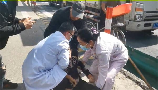台州博爱医院医共体,老人晕倒,救治